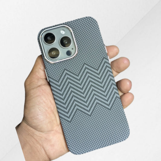 Luxury aramid fiber case with 3D weaving pattern